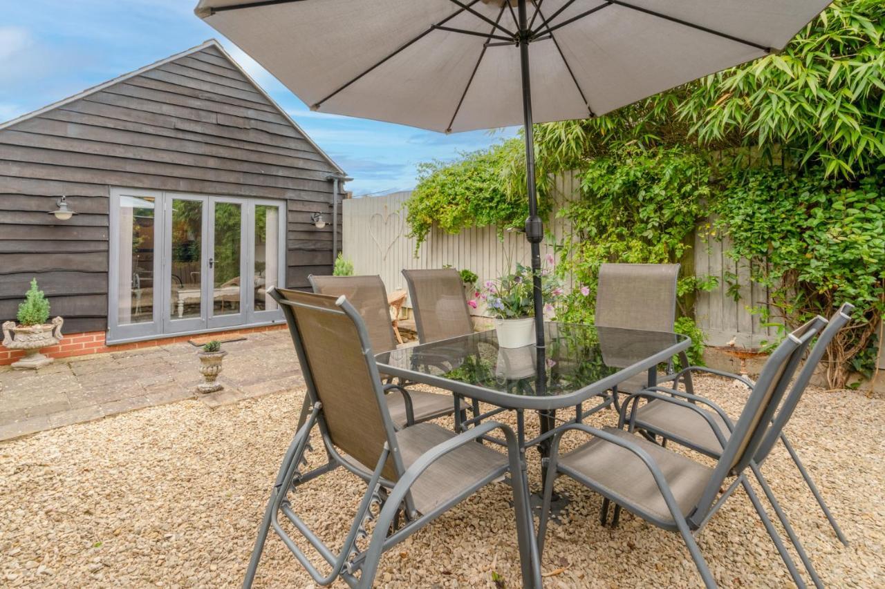 Buff Lodge Tackley Buitenkant foto