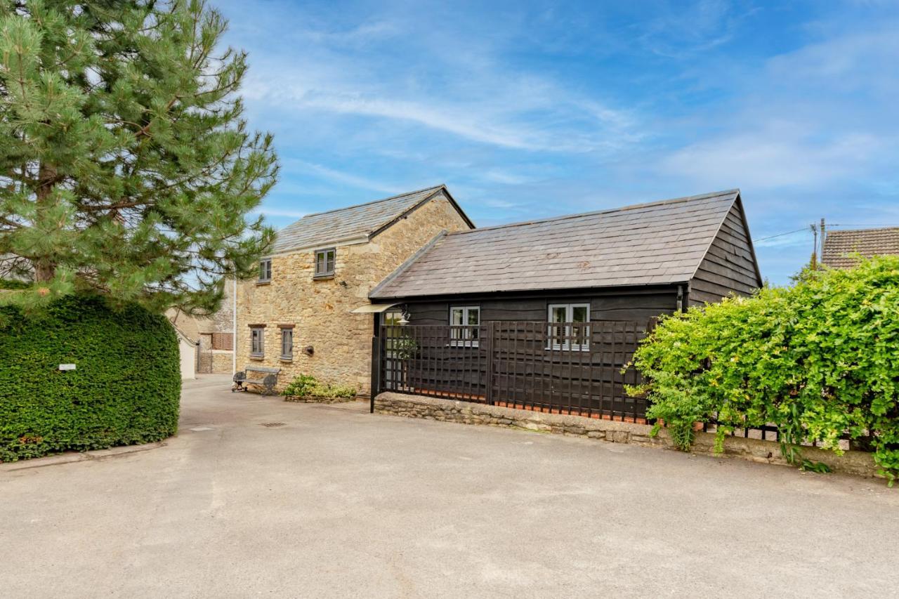 Buff Lodge Tackley Buitenkant foto