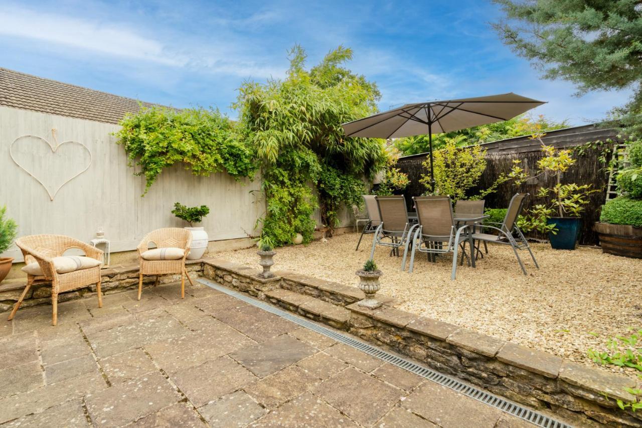 Buff Lodge Tackley Buitenkant foto
